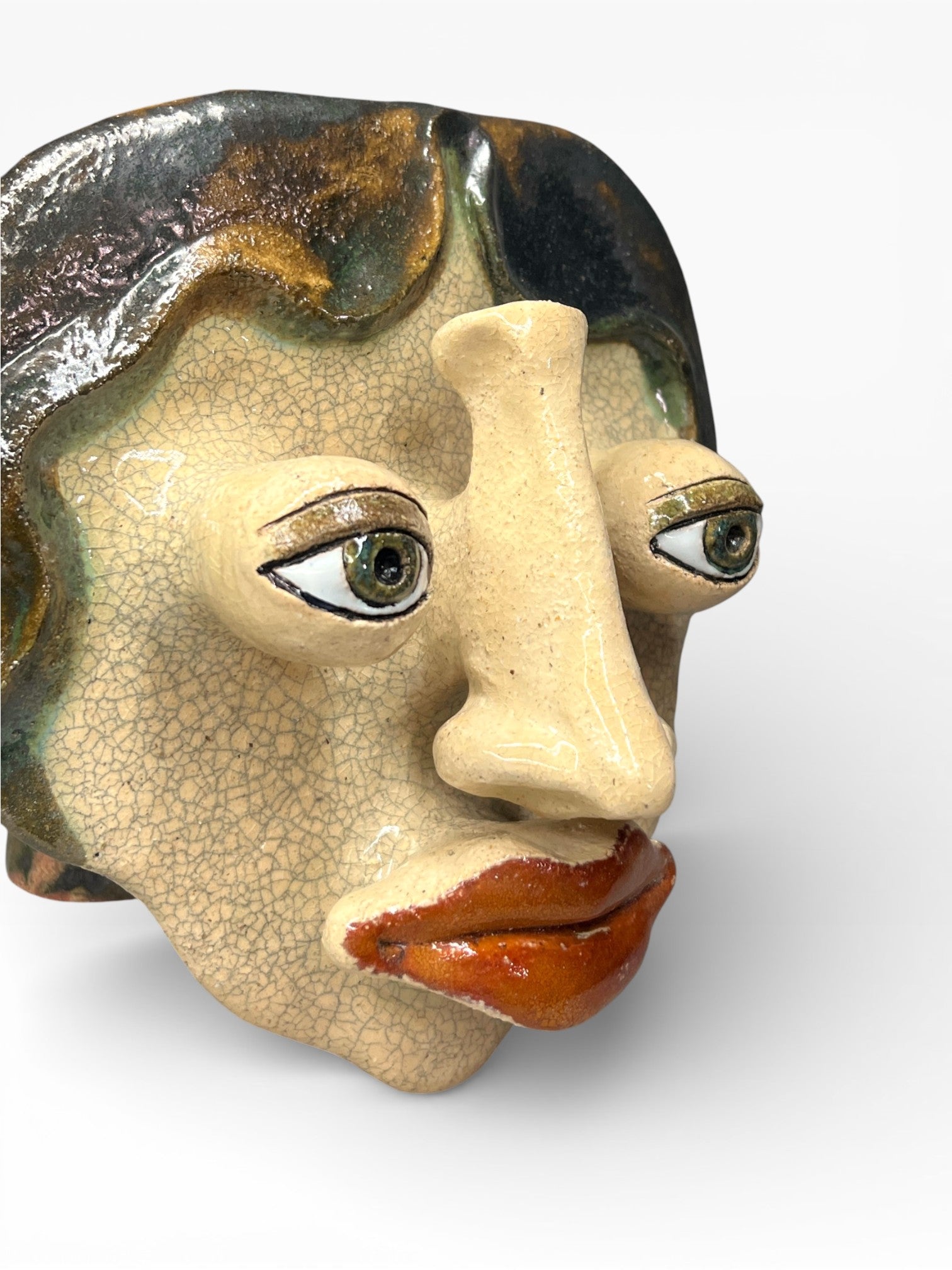 Керамічна маска жіноча