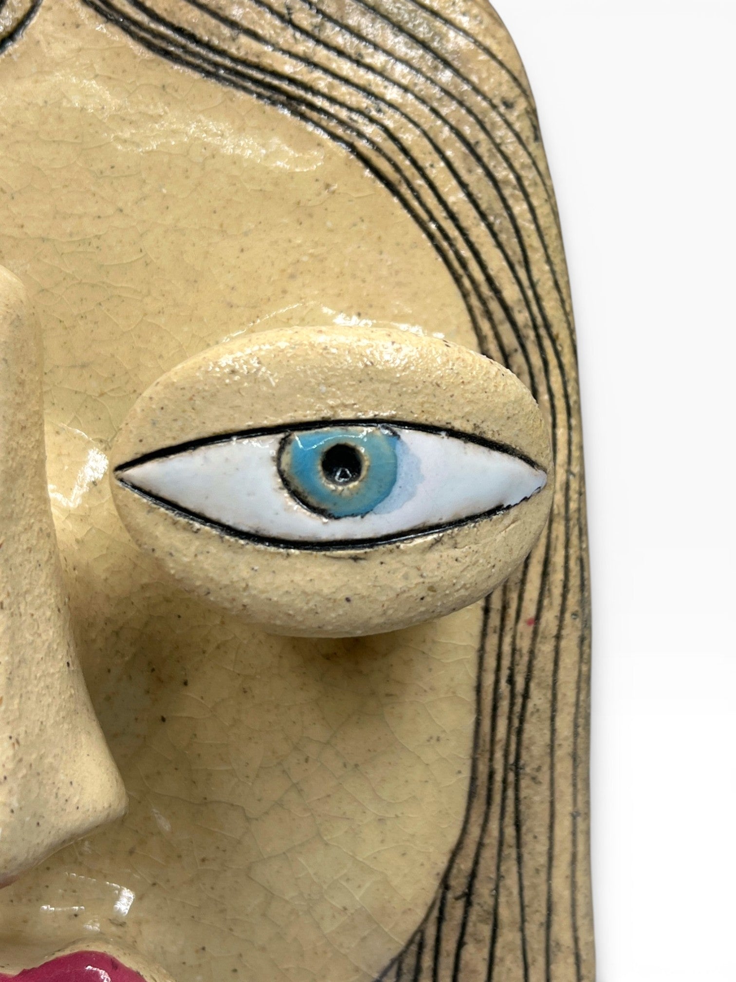 Керамічна маска жіноча білявка