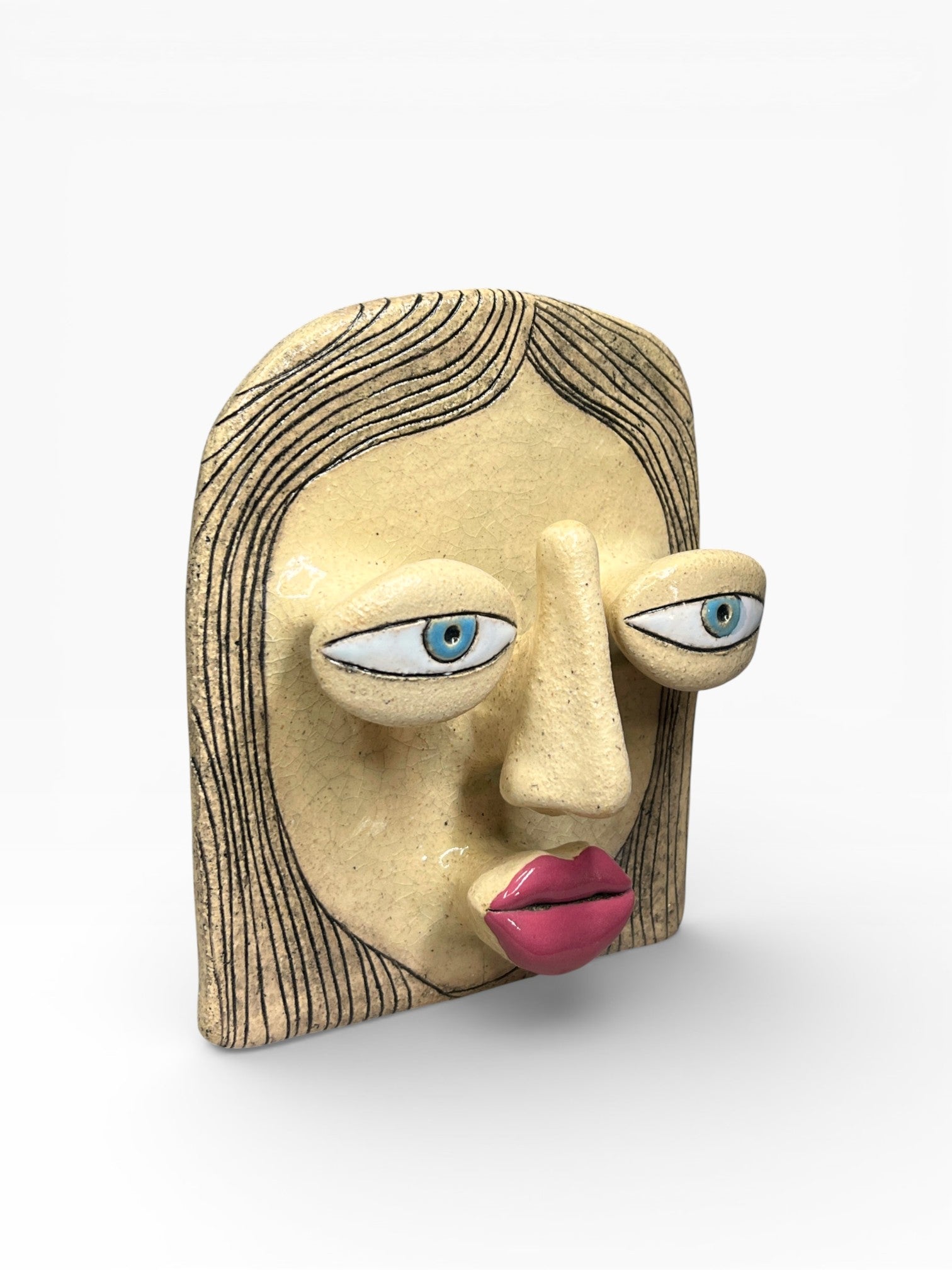 Керамічна маска жіноча білявка