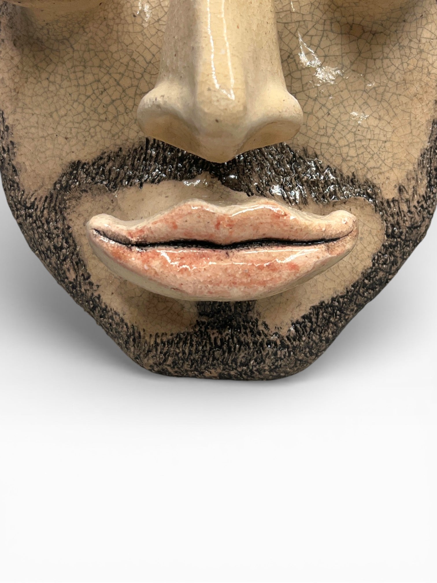 Чоловіча керамічна маска