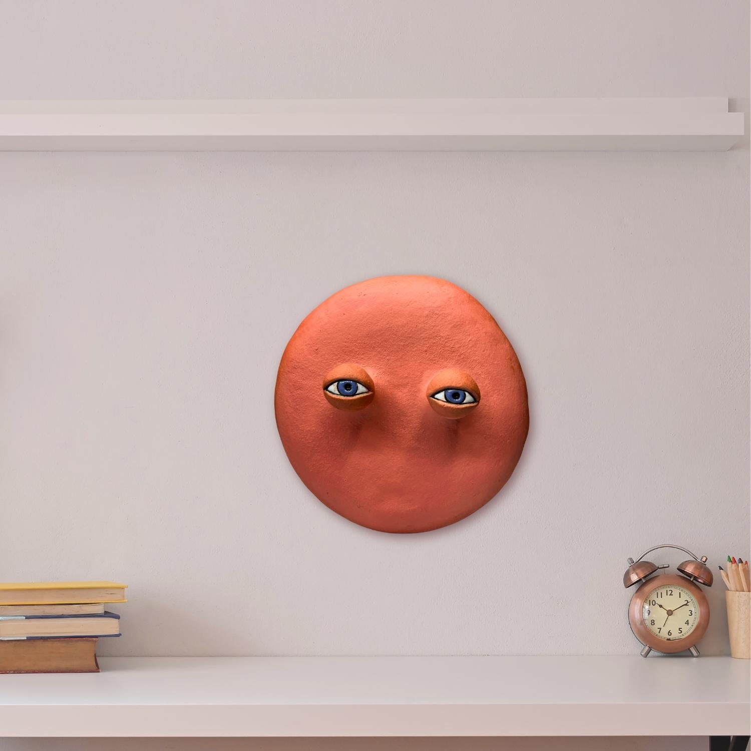 Теракотова керамічна маска з очима